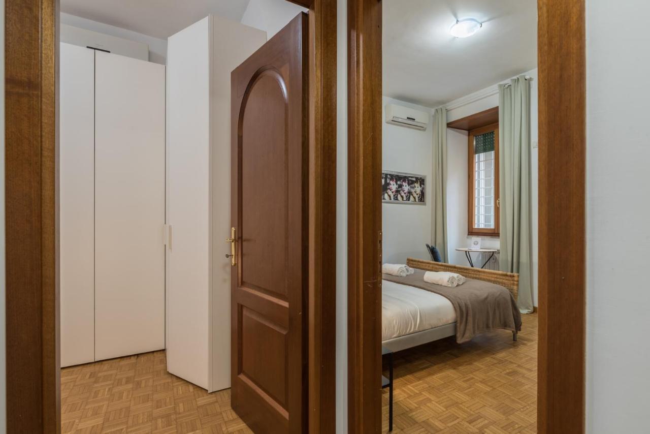Largo Leopardi Apartamento
