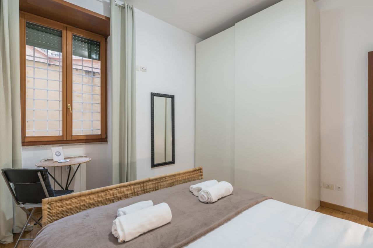 Largo Leopardi Apartamento *